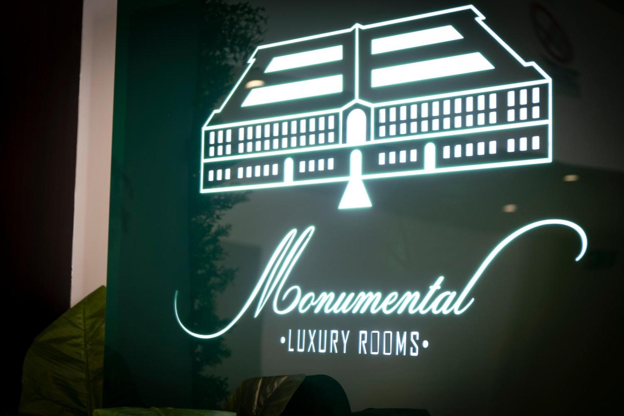 Monumental Luxury Rooms Caserte Extérieur photo